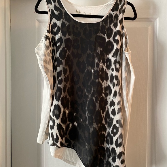 Duane Gilman Sleeveless Asymmetrical Top - Picture 4 of 4